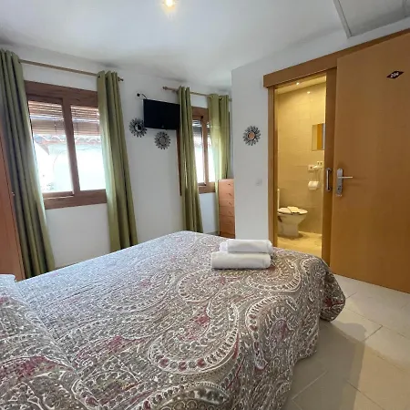 P&r Hostals Codolar Gæstehus *