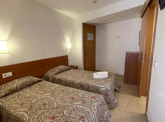 P&r Hostals Codolar 또사데마르
