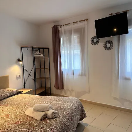 P&r Hostals Codolar 4*