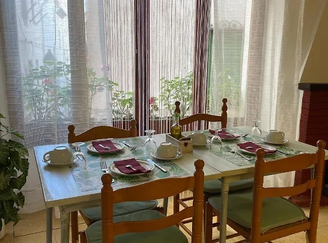 Pensjonat P&r Hostals Codolar Tossa de Mar